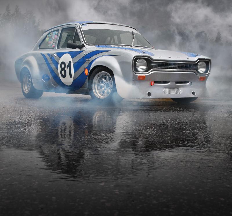 9789522229229_Ratojen_ja_rallien_valiot_Suomen_historiallisia_kilpa_autoja_3_jpg